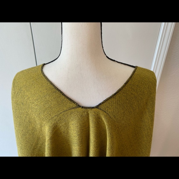 Wrap - Picture 5 of 6